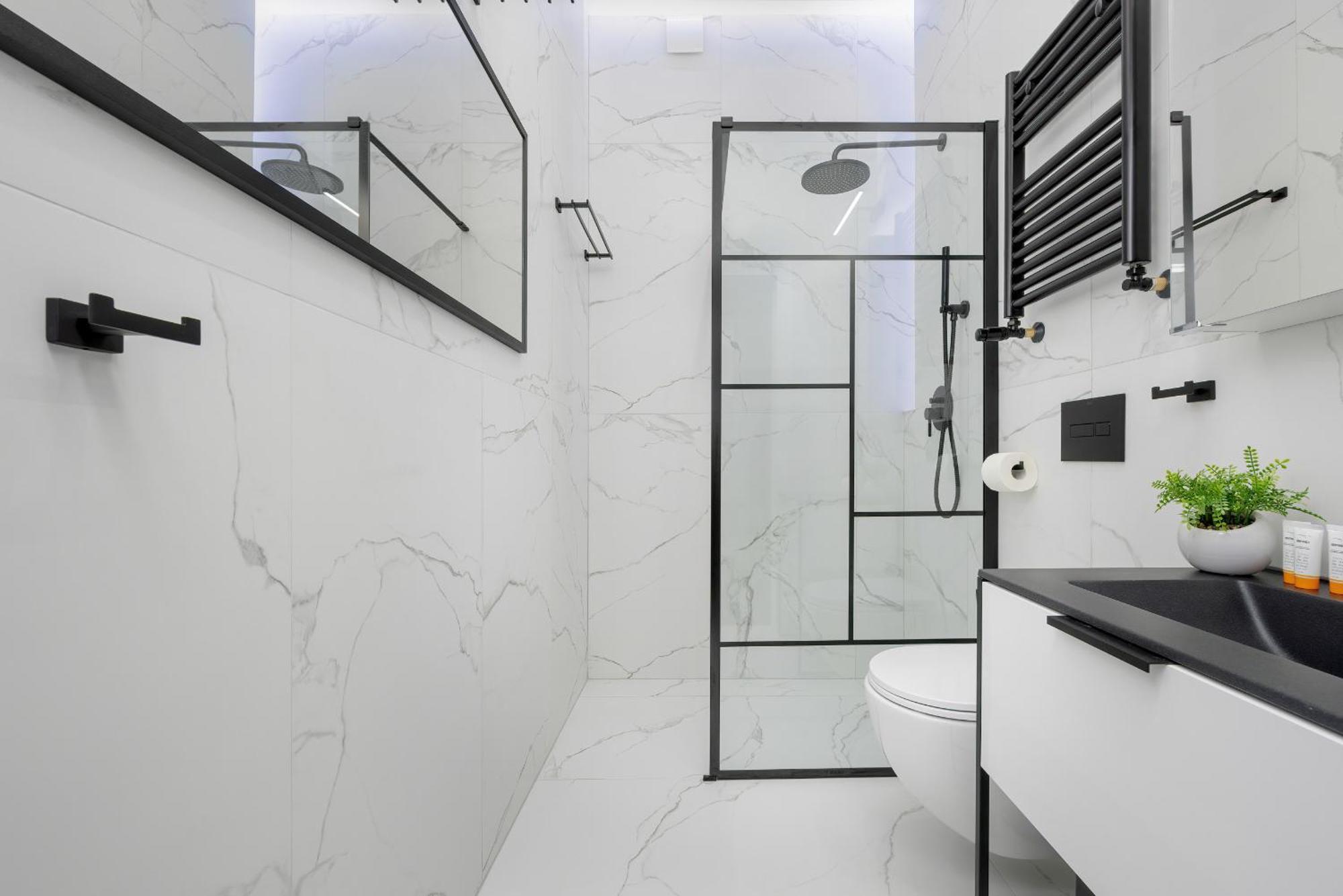 Exclusive Grey And Red Apartment In Warsaw Center By Noclegi Renters Екстер'єр фото